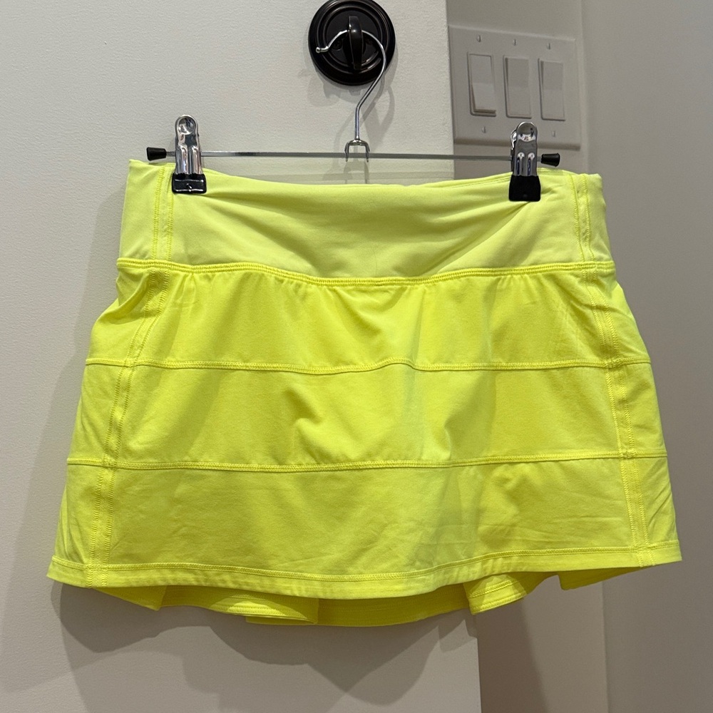 Lululemon size 4 Bright Yellow Athletic Skort/Skirt